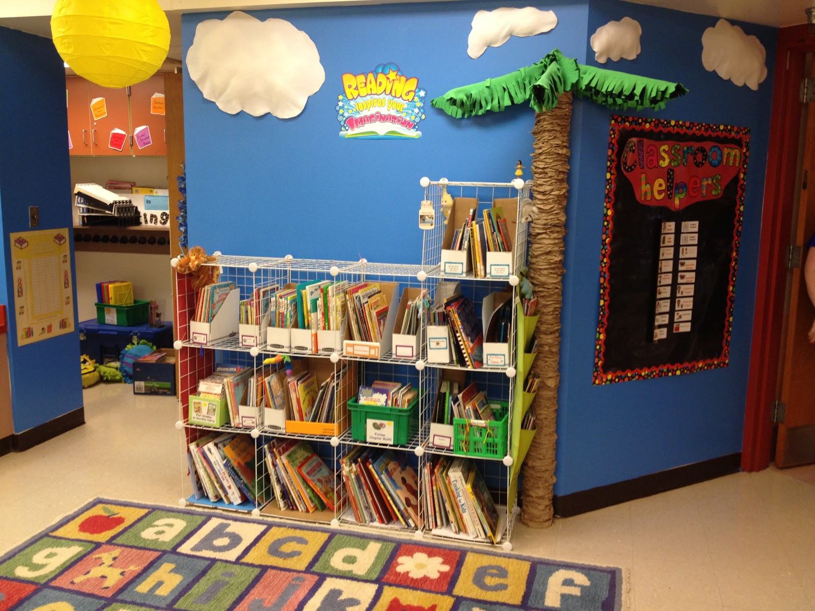 First Grade Spies: Classroom Library Organization