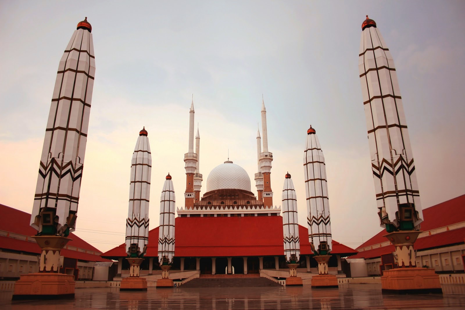 5 Masjid Termegah Di Indonesia
