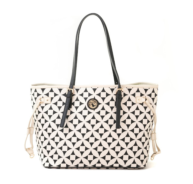 Spartina 449 Opens First Outlet Store Near Savannah Georgia    via  www.productreviewmom.com