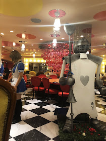 Café Alice in Magical Land à Shinjuku