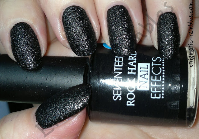 seventeen-17-rock-hard-nail-effects-black-textured-nail-polish