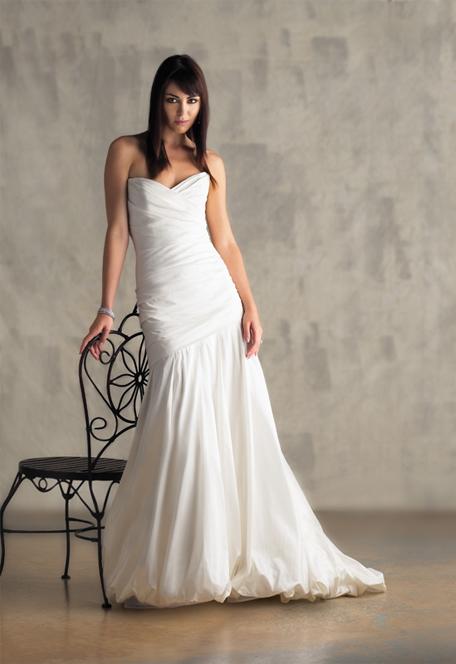 Simple Wedding Dresses 2010