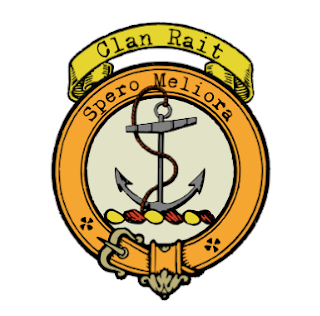 Escudo del Clan Rait: un ancla, lema "Spero meliora".