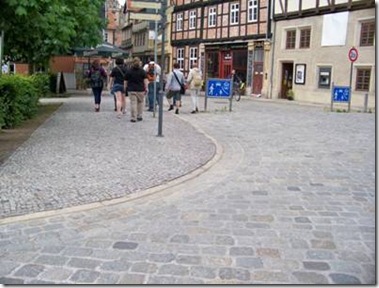 clip_image002
