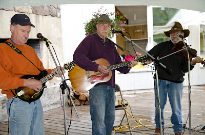 https://www.woodstockvt.com/covered-bridges-half-marathon-pasta-supper