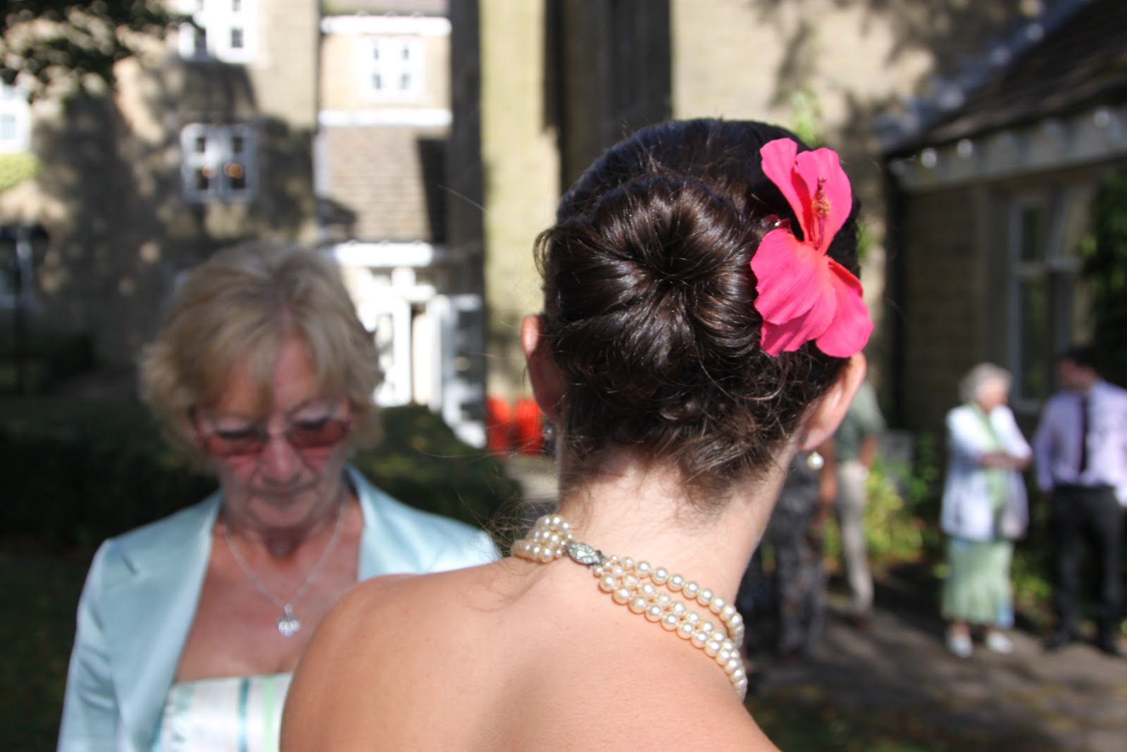 loose wedding updos