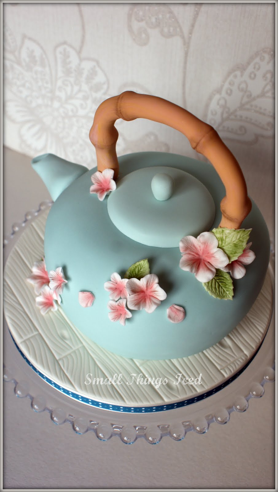 Japanese teapot cake