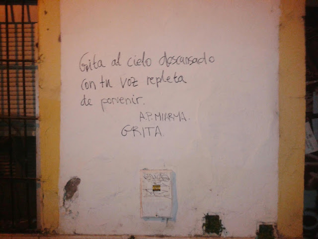 acción, poética, miarma, sevilla, frase, paredes, pintadas, graffiti, poesia, calle