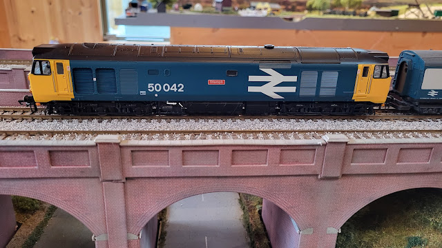 Hornby Class 50