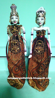 wayang golek rama & sinta ukuran mini buat souvenir : jasa pembuatan & pengrajin wayang golek sanggar yudistira