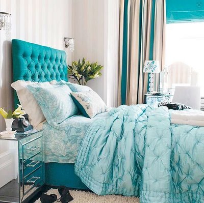 My Mini House of Style: Tiffany Blue in the Bedroom!