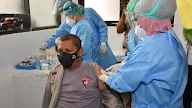 Menjadi Orang Pertama yang Divaksin, Kapolda Sulteng: Masyarakat Jangan Ragu untuk Disuntik Vaksin Sinovac