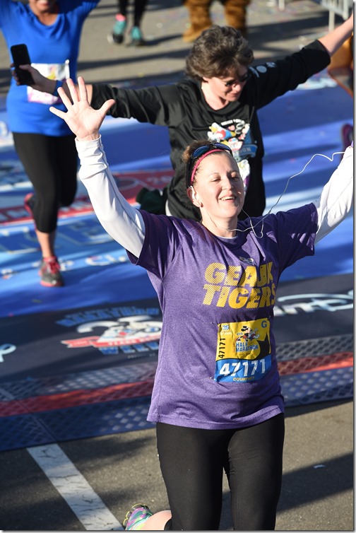 WDWRUNDISNEY_WDWMARAFINISHLINE1_20180106_8157414204