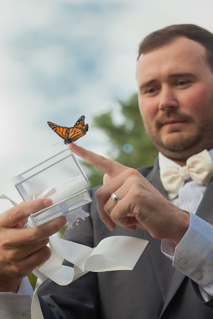 Boro Photography: Creative VIsions, Sneak Peek, Kelly and Brian, St. Anthony's by the Sea, Cruisport, Gloucester, MA, New England Wedding and Event Photography