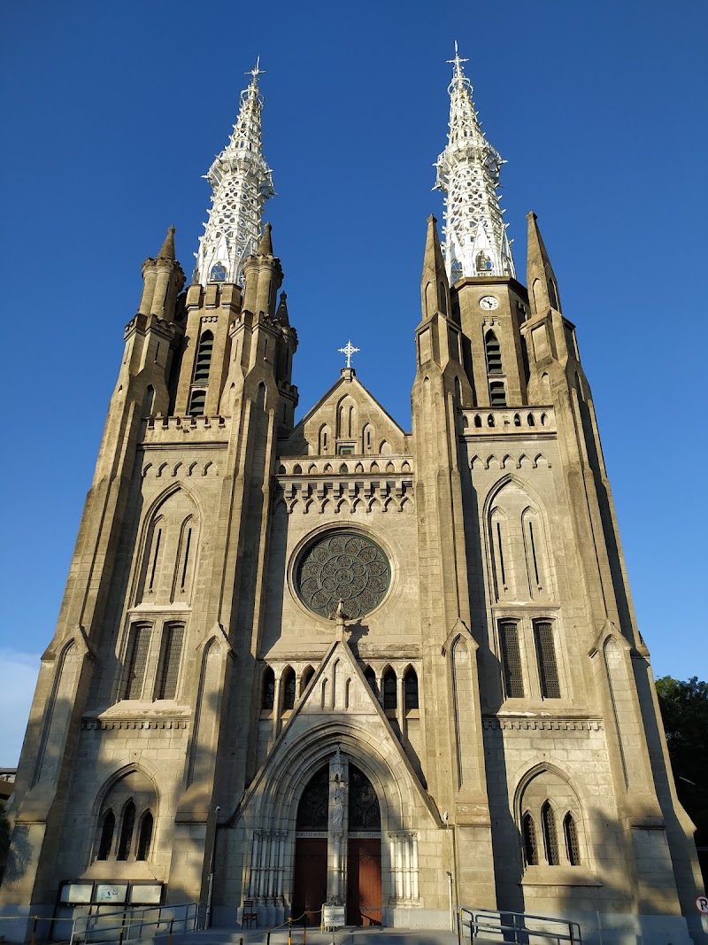 18+ Ide Spesial Gambar Samping Gereja Katedral Jakpus