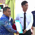 Pemkab Sekadau Serahkan SK CPNS dan PPPK 2024, 865 Pegawai Baru