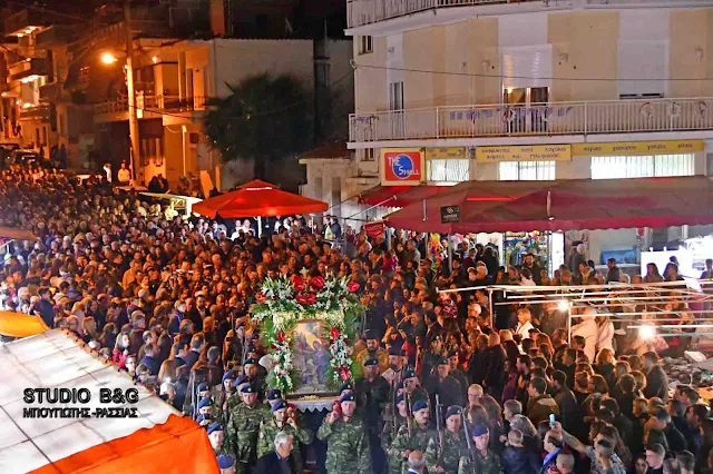 Χιλιάδες κόσμου στο Ναύπλιο για την εορτή του Ευαγγελισμού της Θεοτόκου (βίντεο)