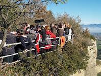 Cantant nadales al Mirador del Roc Gros