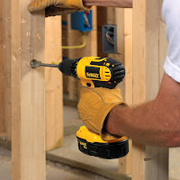 DEWALT DC720KA Cordless 18-Volt Compact Drill/Driver best Price