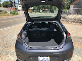 Open hatch on 2020 Hyundai Ioniq HEV Limited