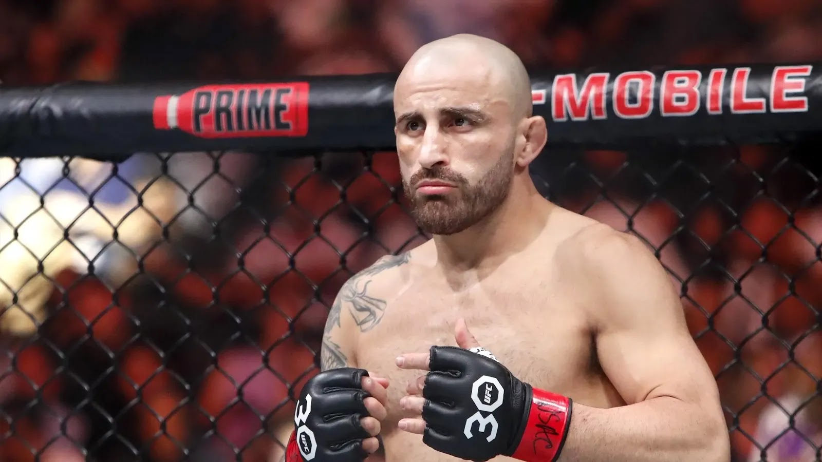 UFC 294 Main Event Shakeup Charles Oliveira Out Alexander Volkanovski In