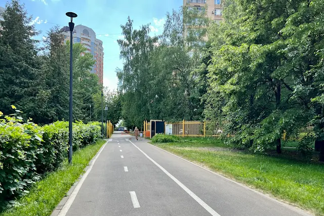 Парк имени 50-летия Октября, улица Удальцова, дворы
