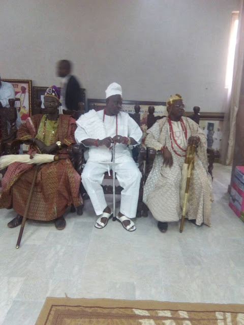 Ogun 2019: Olu Ilaro leads other Obas, Leaders to Egbaland to seek support for Yewa man
