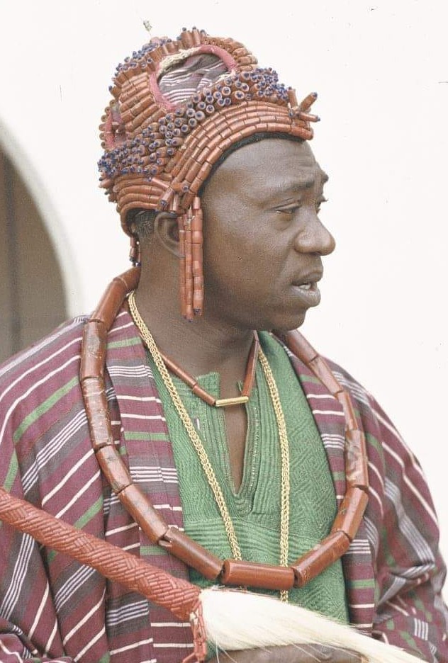History: Oba Olateru Olagbegi II: The King who had over 140 Children
