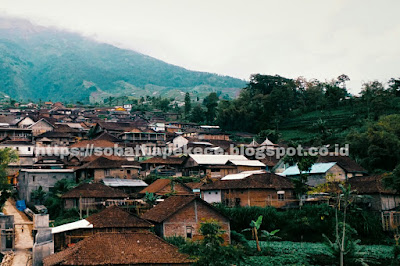 Rumah - Rumah Penduduk