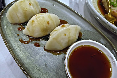Chao Yue Xuan (潮粤轩), yellow mung dumplings gula melaka