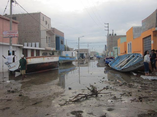 Oleaje en Peru despues del Terremoto de Japon