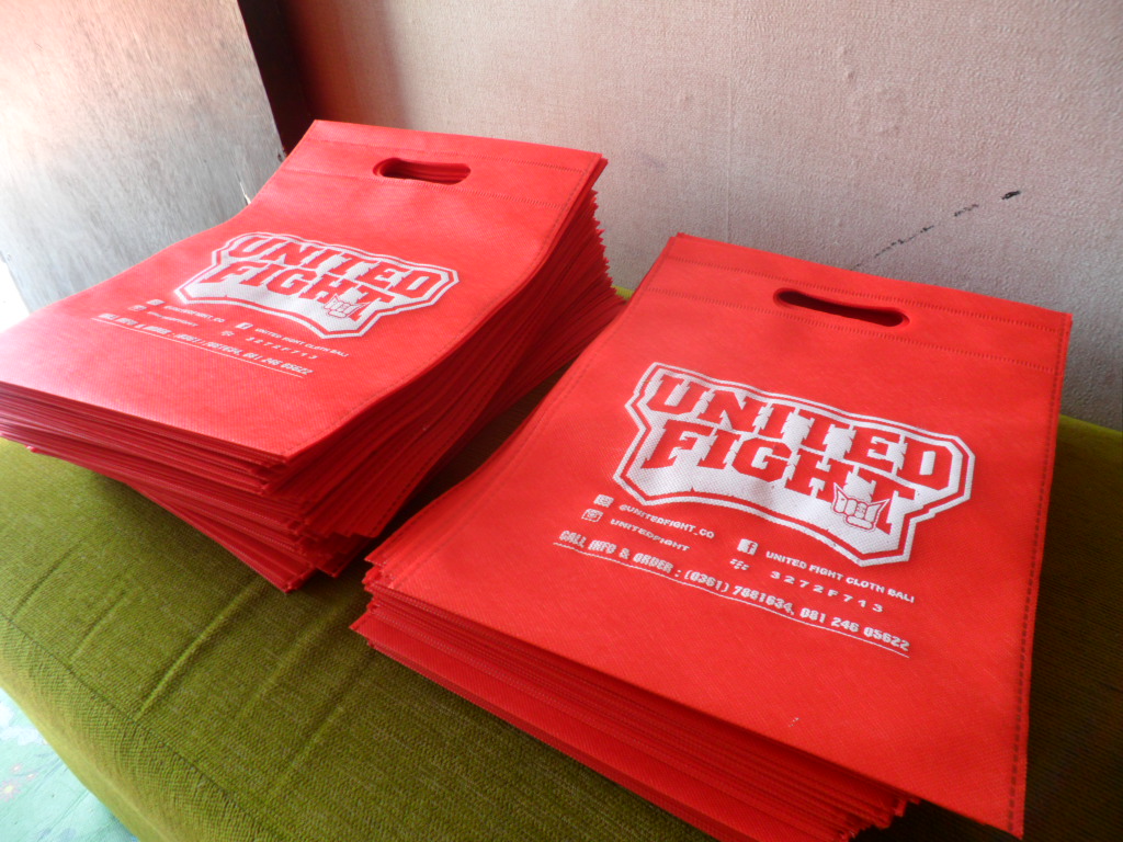 kantoeng paperbag dan tas kain: packaging distro / kemasan distro