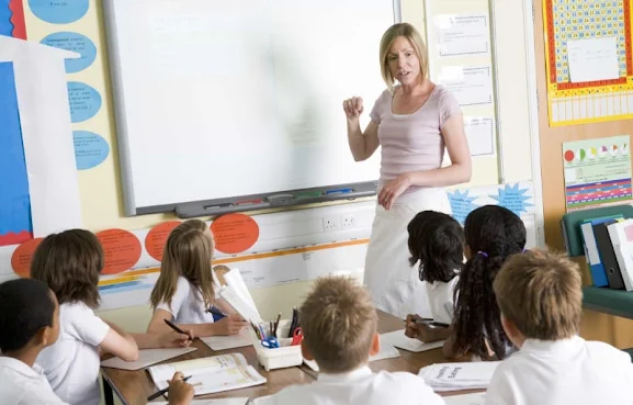 Teaching the so-called 'conditionals' - pre-viewing task