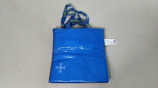 The IKEA FRAKTA Cool bag blue 38x40 cm