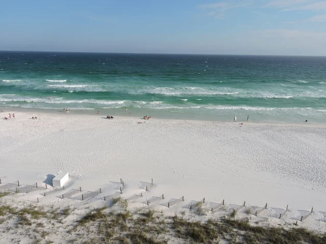 My Top 15 Summer Bucket List- Destin Beach  via  www.productreviewmom.com