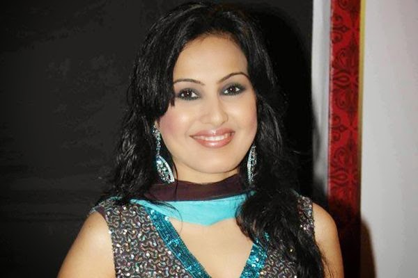 Kamya Punjabi Biography, Wiki, Dob, Height, Weight, Sun Sign, Native Place, Family, Career, Affairs and More