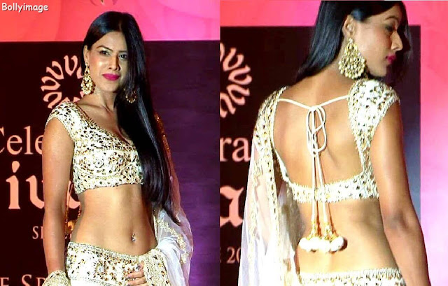 nia sharma latest hot navel show photo