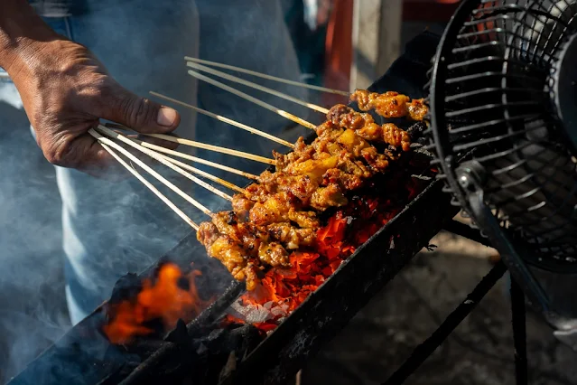 Tempat Makan Sate di Bogor Paling Enak dan Terkenal Lezat Untuk Keluarga