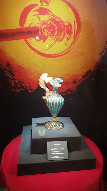 hakone venetian glass museum exhibit