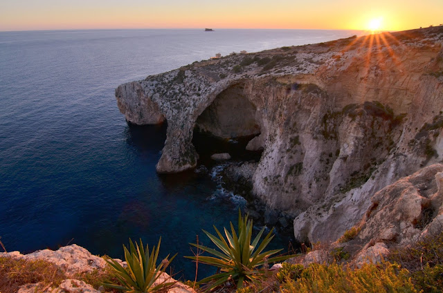 malta blue grotto