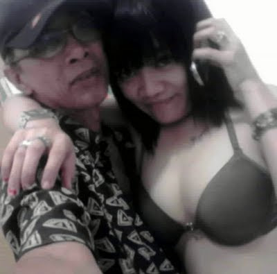 foto+cowok+jelek+dan+cewek+cantik+19 Foto HOT Skandal ABG Dengan Om Om