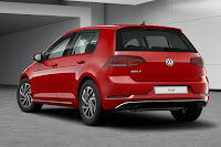 Volkswagen Golf Match 5-Door (2019) Rear Side