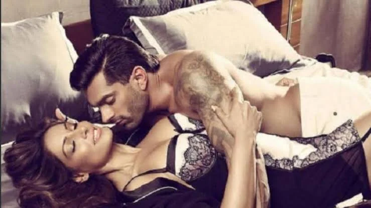 सिजलिंग हॉट तस्वीर शेयर करके Karan Singh Grover ने किया Bipasha Basu को Birthday Wish, देखें तस्वीर