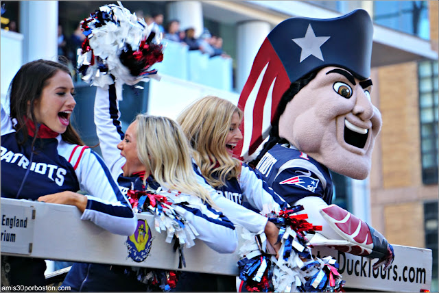 Pat Patriot en el Desfile de Celebración de la Super Bowl LIII