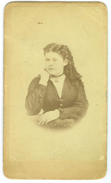 Alice Barbara (Vaughan) Parsons at 18yo