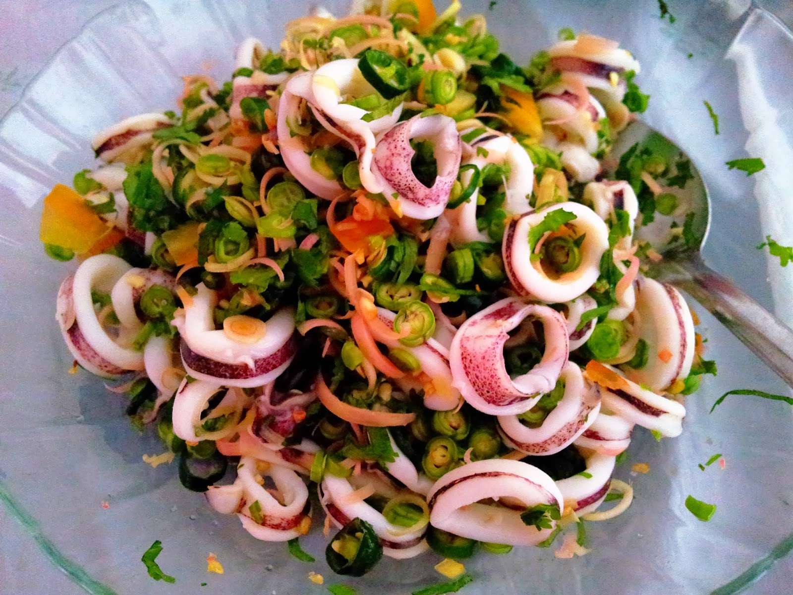 Syazwana Jamal: Resepi: Lemon Chicken, Kerabu sotong 