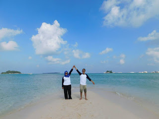 Pulau Pasir Belitung arie dan rien