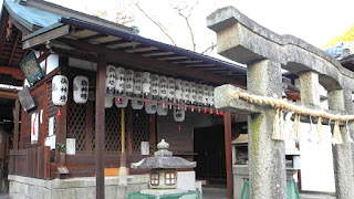 人文研究見聞録：厳島神社・池の弁天さん（京都御苑） ［京都府］