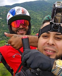 “Erasmo Tattoo” primer dominicano en realizar tatuaje desde Parapente