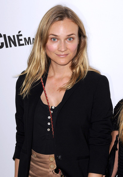 Diane Kruger Medium Curls Hairstyle